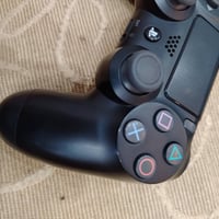 بلي 4 للبيع الجهاز نضيف كلش غراضه الاصليه كلهن وياه السماعه و كيبل ال ...