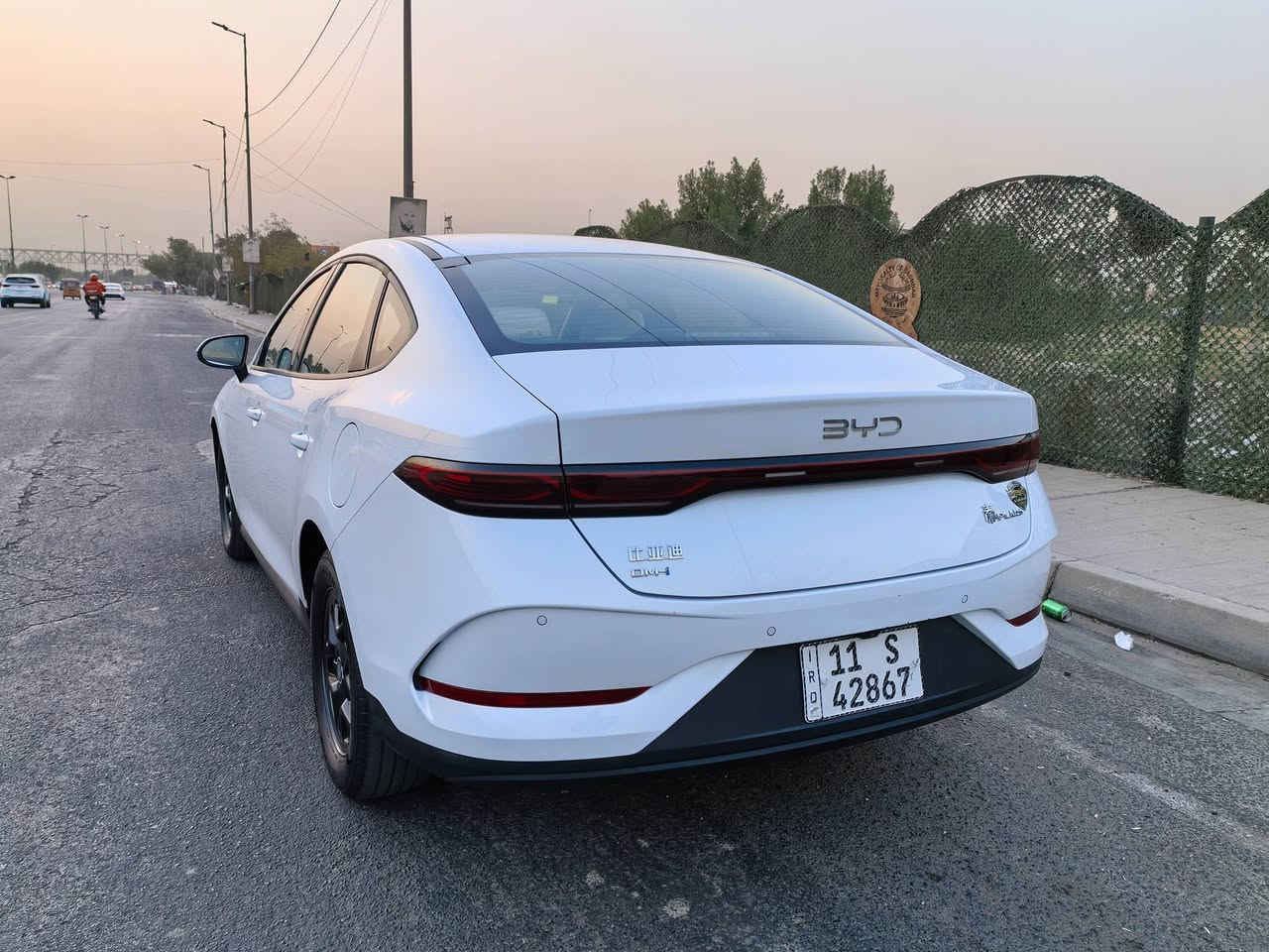 بي واي دي كن بلاس بيها بارد بل بنيد الباقي مكفول بسمي رقم بغداد السياره مواصفاتها معروفه داخل ابيض بصمه و كارت السعر 19.250 بيها مجال شي بصيط ***********
