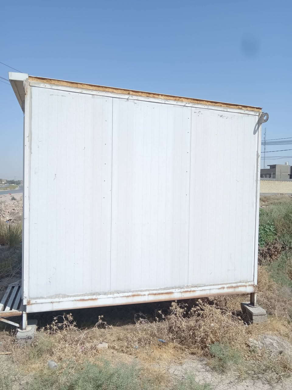 كرفان للبيع 3x4 سعر 1300
*********** الداخل والخارج جديد بمعنئ الكلمه استخدام قليل
مكاني بغداد زعفرانيه
