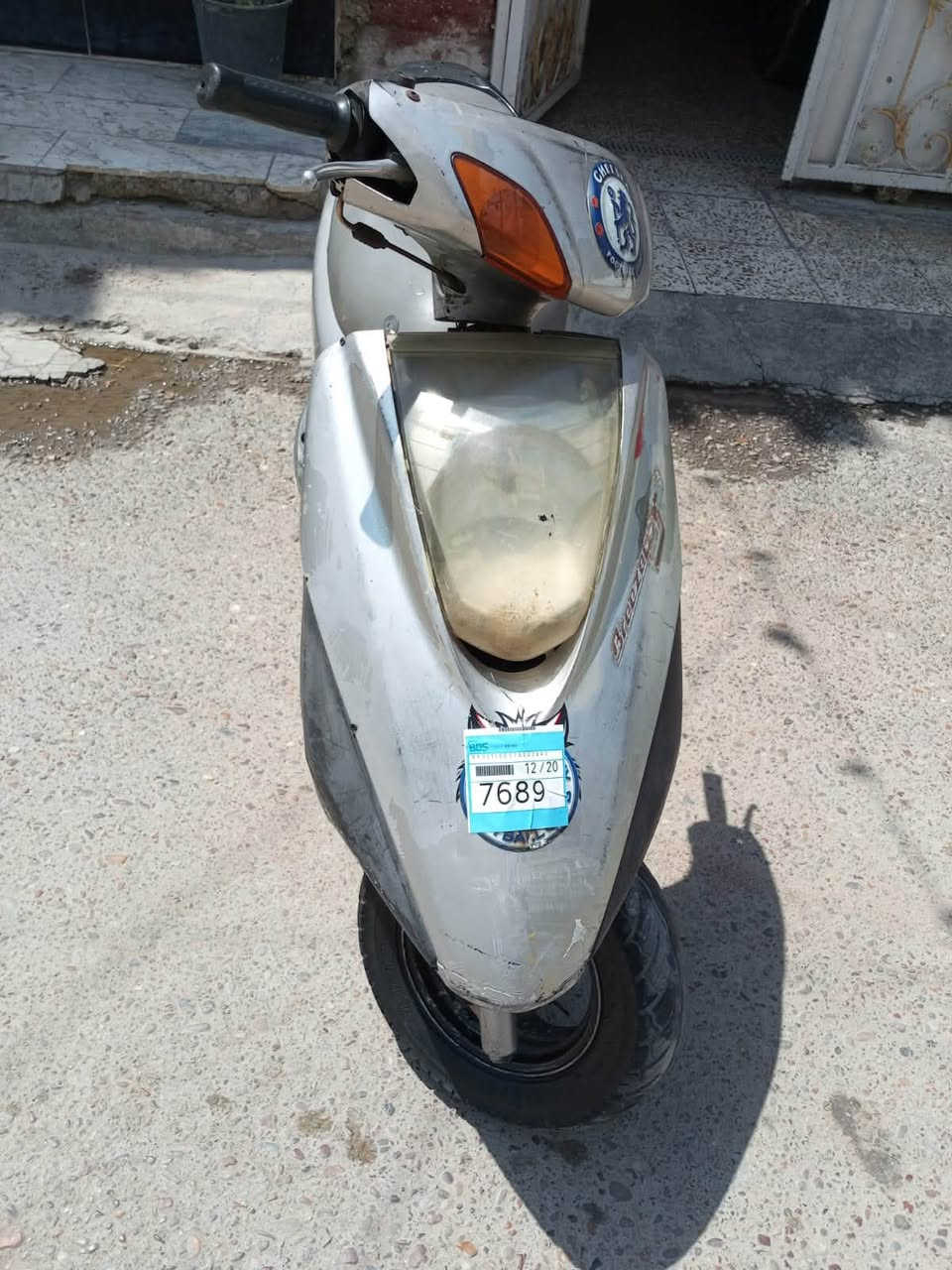 بريز للبيع مكان بغداد الجديدة سعر ٣٥٠ وبيه مجال موبايل ‭***********‬
