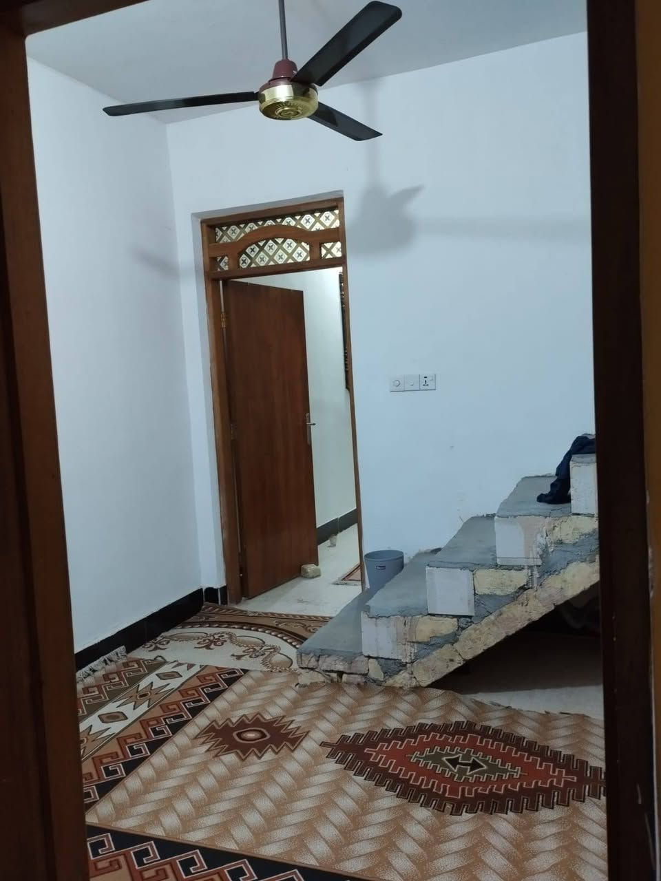 دار للبيع طابو صرف جاهز للتحويل صب كونكريت
 (حي نهاوند الثانية )🏡 (  المساحه 100متر )
   5*20 السعر 105 قابل للتفاوض 
  طابقين  يتكون من استقبال ومطبخ +ثلاث غرف نوم🛁وصحيات خارجية 🚿وداخلية 
مكتب عقارات هدى ميسان 👉👈المكتب مجاز من قبل الدولة 

  🛑للاستفسار مراسلة الصفحه او الاتصال👇
على الواتساب  (📲*********** ضياء ابو امير
                           *********** عمارة, ميسان
