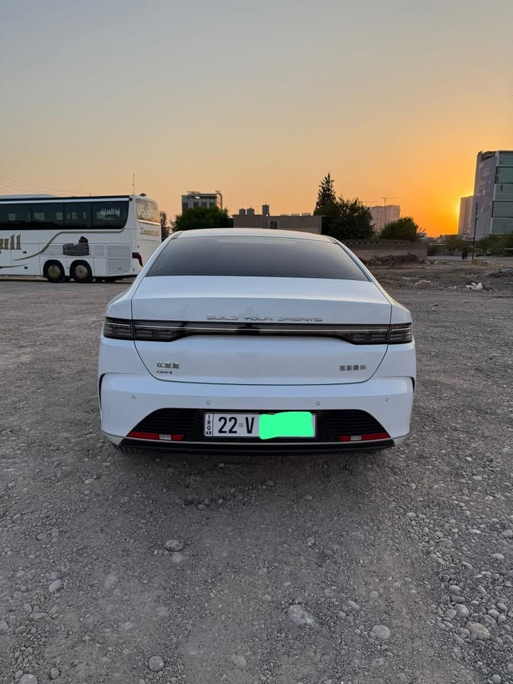 Byd destroyed 05 2025
رەنگ سپی 
 ٣٤ هەزار رۆییە رەقەم هەولیرە 
رەقەم و سەنەوی نوێیە  

چامرغی سەکن رەشەو سبوغە  دەرکەی سەکن بە بیلادی گۆرایە و یەک بست pdr لەسەر چامرغی پشتەوە هەیە ئیرباگی بە شەرت نەتەقیە  ژورەوەی نەگرتیە 

 تەزرە شەپۆل گیر مەکینە کارەبای  شانسی ژورێ هەموی بە شەرت  

رقم مۆبایل
واتس اپ ***********
