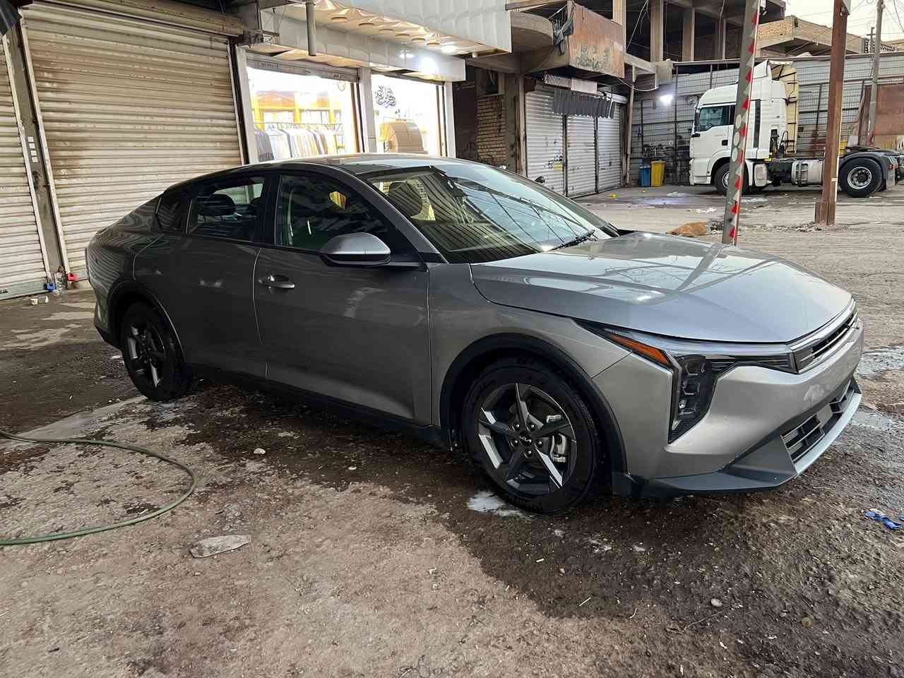السلام عليكم للبيع / كيا  كي فور
k4 2025 
الضرر فقط جاملغ مبدل  جاملغ نفسهن 
بدون أرقام كبل تروح ترقم 
المواصفات : 
بصمة  / هندبريك دكمة  / لايت LED  / مكينة 2000 دوش / شاشة كبيرة متصلة ديجتال   / اوتو هولد / LED امامي وخلفي / قيادة ذاتية / كامرة دوارة / رادار تعديل مسار / اوتو بريك / مود درايف / تحكم ستيرن / كروس سرعة /مانع انزلاق / بلوتوث / اواكس / USB /  رادار جانبي
 130 بي مجال   ورقه  سعرها 
مكاني بغداد 
*********** 
واتساب متوفر او الاتصال عالرقم
