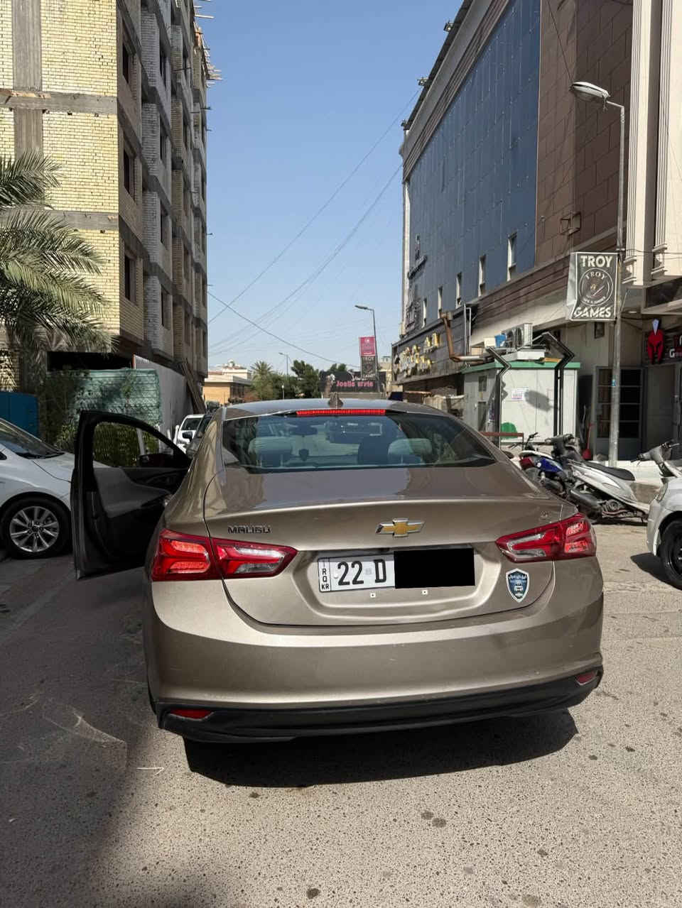 السلام عليكم
((ماليبو 2022 وارد امريكي ))
كلين تايتل بدون صبغ بدون ايرباك 
محرك كير مكفول 
فول مواصفات عدا الفتحه 
مكفوله من الصبغ 
كشنات لون بيجي 
بصمه 
بصمة ابواب 
تشغيل عن بعد 
شاشه 
رقم اربيل بأسمي 
مكان السياره بغداد الاعظميه 
للاتصال ***********
