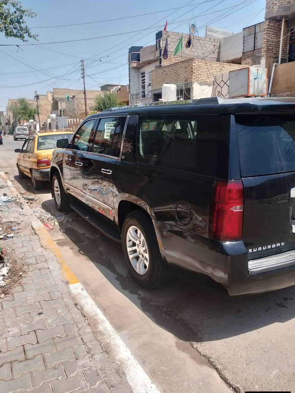 سلام عليكم بيع سريع تاهو سوبر مان موديل 16فول عدة فتحه
8سلندر 5300 رقم بغداد بسمي  ضررها جاملغ خلفي وامامي بدون دواخل مكينه 5300
مكاني بغداد السعر 260
***********
