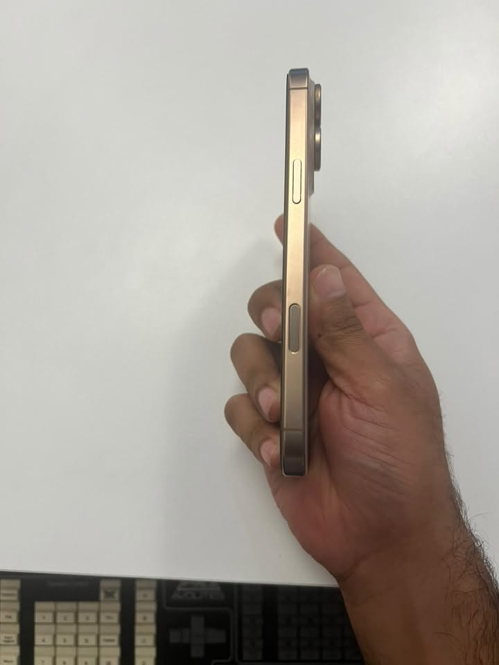 16pro max 256 سعره 1350 ***********/
***********
