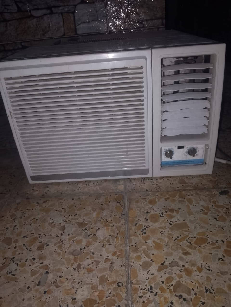 سلام عليكم 👍
غراض مستعملات 
نظيفة وجاهزة للشغل فوراً
مضمونة وعلى الفحص

📍 بغداد
📞 واتساب فقط: ***********

#للجميع
