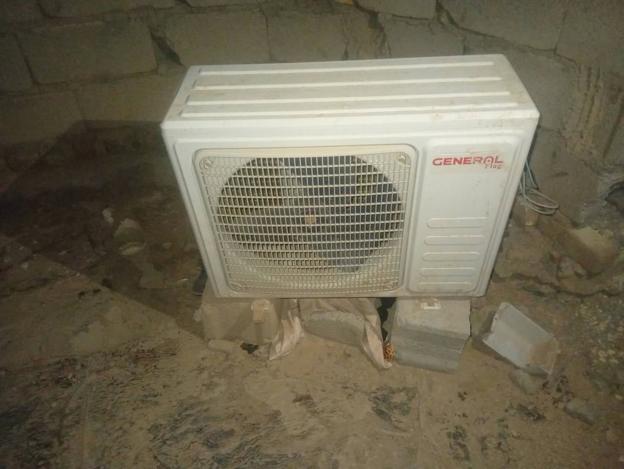 سلام عليكم سبلت ابو طن لبيع عوزه بس غاز سعر 180وبيه مجال مكاني شرع 40هذه رقمي***********
