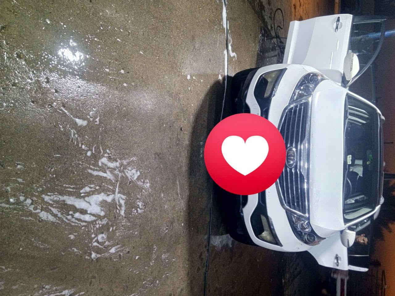 سلام عليكم سبورتج 2013 امريكي بيه قطعتين فقط باب وبنيد/سيارة فوال بصمه تنته على طوال سياره محركه/الفين وربعمية خليجي محركه /السعر 133/وبيه مجال سياره مابيه اي نقص كامله وكله جديد تبريده ثلج تايرات جدت/***********@
