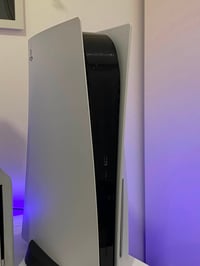 بلي 5 • ملحقات كاملة • جويستك ناقص
