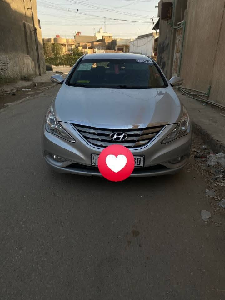 سوناتا ادوات للبيع كص جنطه
متومه اصلي 

فول بطن عدى الفتحه 
بصمه تحكم سترين مري شفط اشاري 

سياره كلش حلوه وجاهزه مال جناي 

غرفه جلد سوده 

وارد كروي لي هوه نفسه الخليجي 

خط واحد بانزين بانزين اصل 

تدفى تبريد فول 

محرك دوش 

المكان بابل 

السعر ٤٠

رقم ***********
