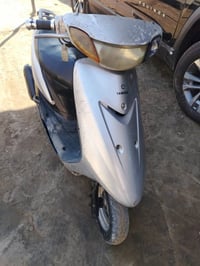 عصفورية • للبيع • تقاطع درويش