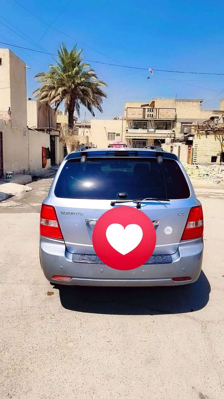 سلام عليكم كيه سورنتو 2008 مكينه كير تبريد سياره تخم تأير صدر جديد سنويه جديده تحويل ثاني يوم جاهزه بيه قطعتين كلير وقطعه صبغ بغداد مدينه الحبيبيه بيع مستعجل 74وبيه مجال بسيط رقم الهاتف ***********
