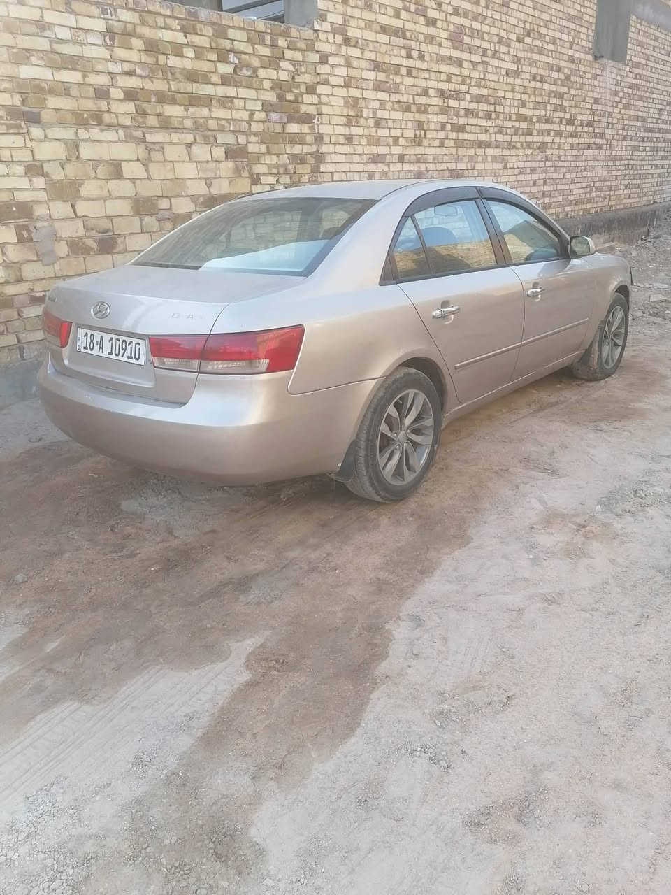 السلام عليكم
للبيع سوناتا 2007 وارد أمريكي ضربتها الچاملغ الأمامي جهة العبري الشاصي سليم والچاملغ المقابل مصبوغ أثر دحجة راجع على البارد محرك 2400 رقم بابل انگليزي السنوية تنفذ لغاية 2030. تبريد على السويچ ثلج مكينة وگير مكفولات جدد كهربائيات مابيها نقص حدادية جديدة 
ب 79 ورقة وبيها مجال قليل كلش
الاتصال *********** او واتساب
