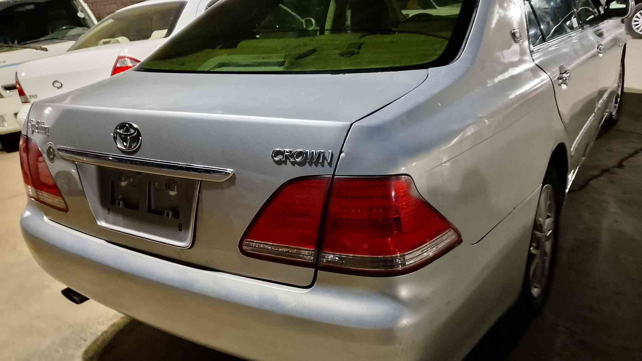 بەناوی خودای گەورە   شاهینە بڕاوە 2005 ناوزەرد 2دووگمە 180 بچوک بەبچوک بێکۆد  تەبرید سادوگەرم شاشەو کامیرا5بەسمە هەندبرێک بەسراوە شوێن بڕاوەی چاک کراوە بێداعمولێدراو بێ قرچ گێڕومەکینەوکارەبایو تەقەی بەشەرت سەقفو کەڤەرو شانسی بەشەرت تێبینی دەرگای دوای سەکن ڕەنگی خۆی نیە بۆنیدی قوپاوی هەیە سعری 45گەڵاو معامەلە ***********       ╌  ***********
