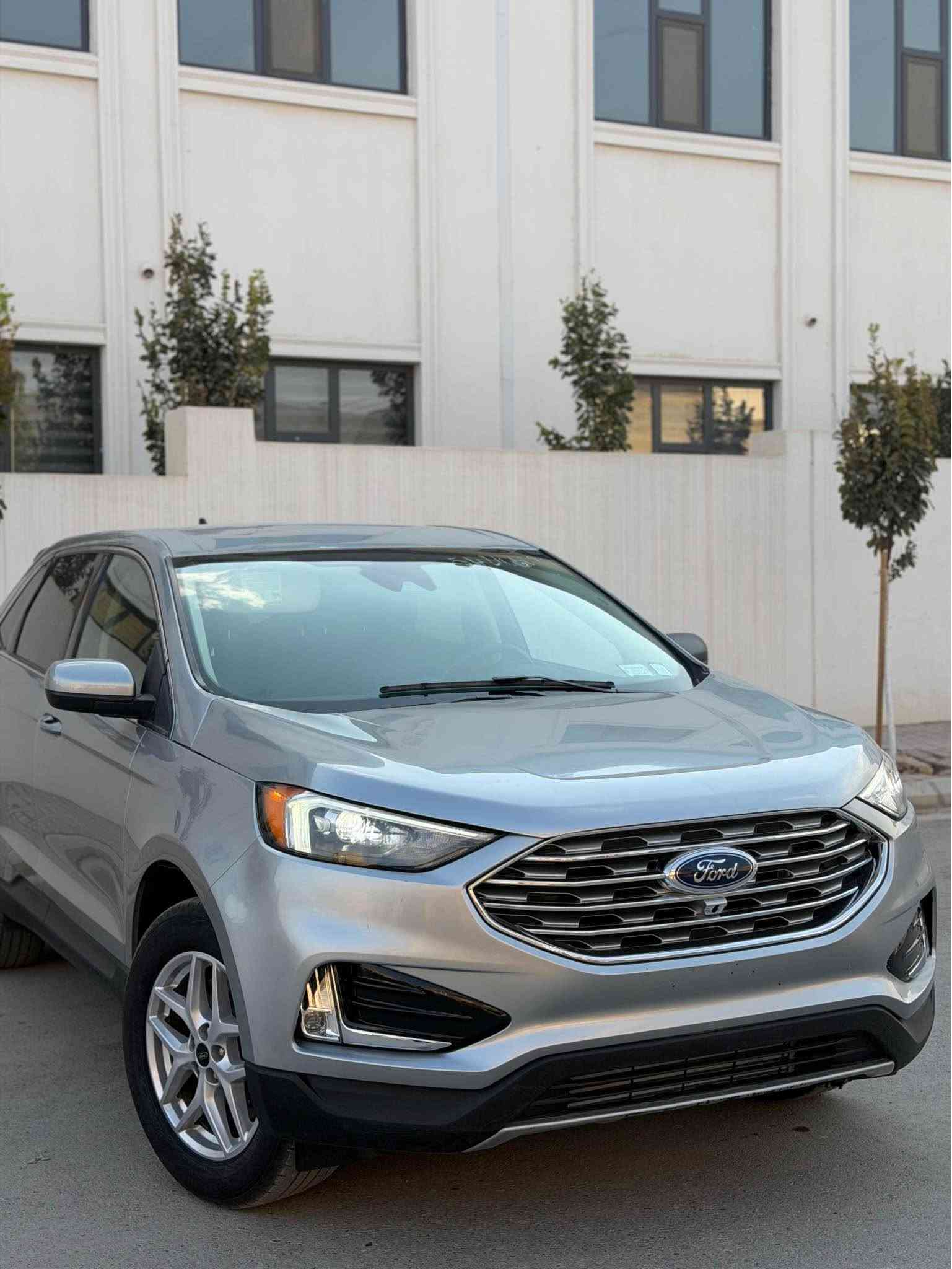 بسم اللّٰه الرحمن الرحيم
بەناوی خودای گەورە 
Ford edge 2024 AWD SEL
*********** 
***********
فۆرد ئیدج ٢٠٢٤ دەبل ئەکسل SEL
مواسەفات SEL دەبل ئەکسل 
سەیارەکە زۆر جوانە 
شاشە گەورە گیر ماوس
 بریک بەسمە 
کوشن جلد کوشن هیتەر 
بەسمە شەخال ڕادار 
١٧ هەزار مایل ڕۆشتووە 
سەیارەکە زۆر جوانە گیر مەکینە کارەبای هەموو شتیک بە شەرت 
سەیارەکە چوار پارچەی بۆیاخ 
 بی ناو بی ئەرباگ 
یەک دوو  چالی بچوک لە سەقفی هەیە چاک نەکراوە 
2FMPK4J99RBA77471
رەقەم کاتی کاتی نەشکاوە سێ مانگ کاتی تیدایە بە شەرتی رەقەم 
ڤایبەر وەتس ئەپ 
***********
*********** السليمانية, العراق
