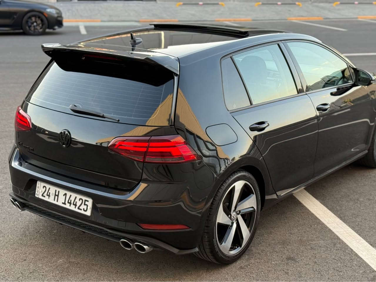 ﷽

سلام علیکم
فولکسواکن کولف volkswagen golf TSI 🇩🇪
وارد امریکی 
ماشیە ٧٧ میل 
مودیل ٢٠٢٠ 
حجم محرک 1.4 turbo 
فول مواصفات 
بانوراما - بصمە - لایتات لید - کشنات جلد و تدفئە - شاشە کبیر کاربلەی و اندروید -
محدث GTi 
بدون سبغ سیارە ٣ مکان pdr - ارباک ستیرن طاک رجع سستم بلادی شرکە بدون ای مسج 

سنویە و فحس و هززە جدید تحویل نفس یوم 

سعر ١٣٣ ورقە بی مجال 

اربیل مدینە معارض *********** أربيل, العراق
