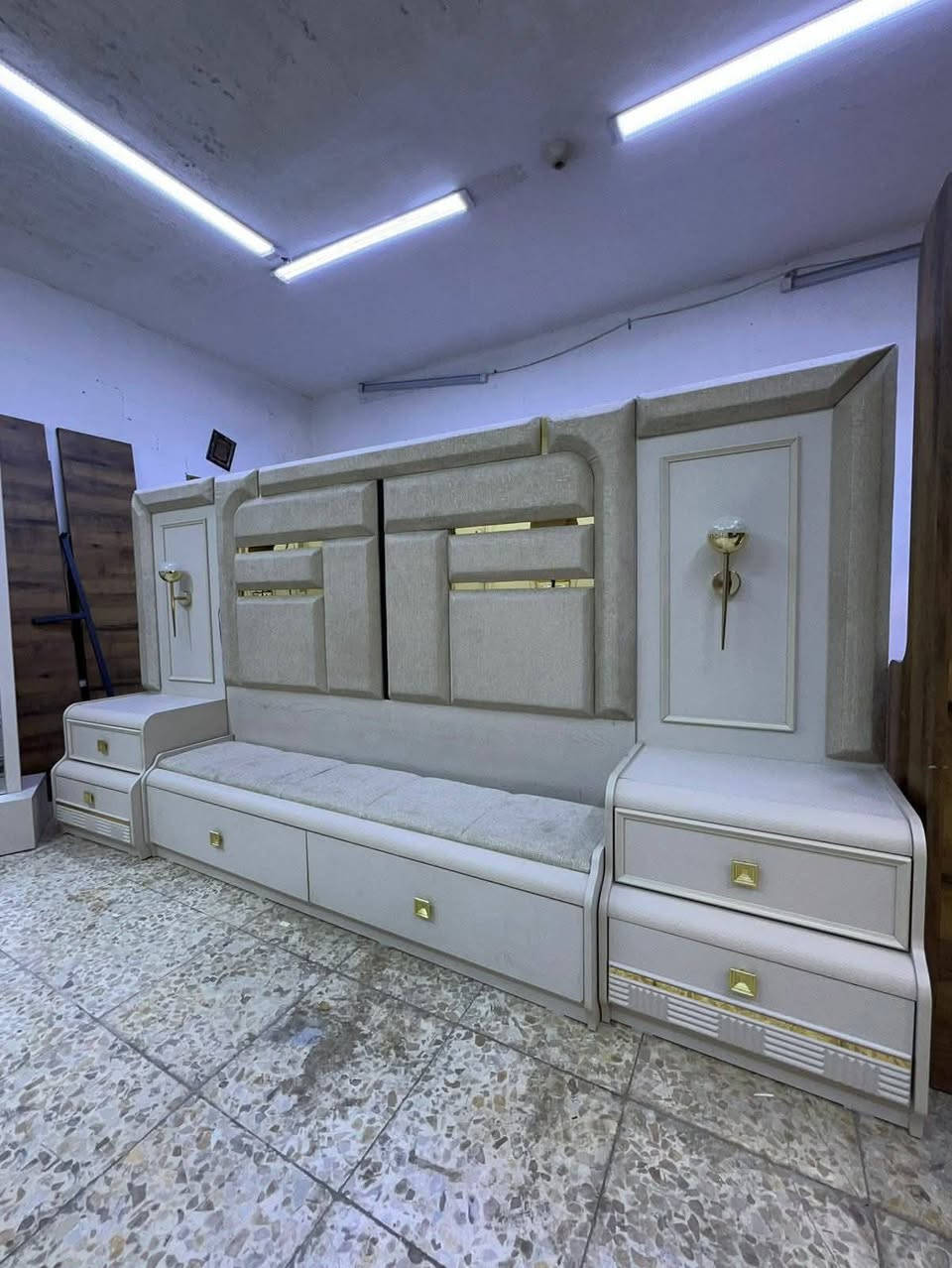 تواصل واتساب***********
