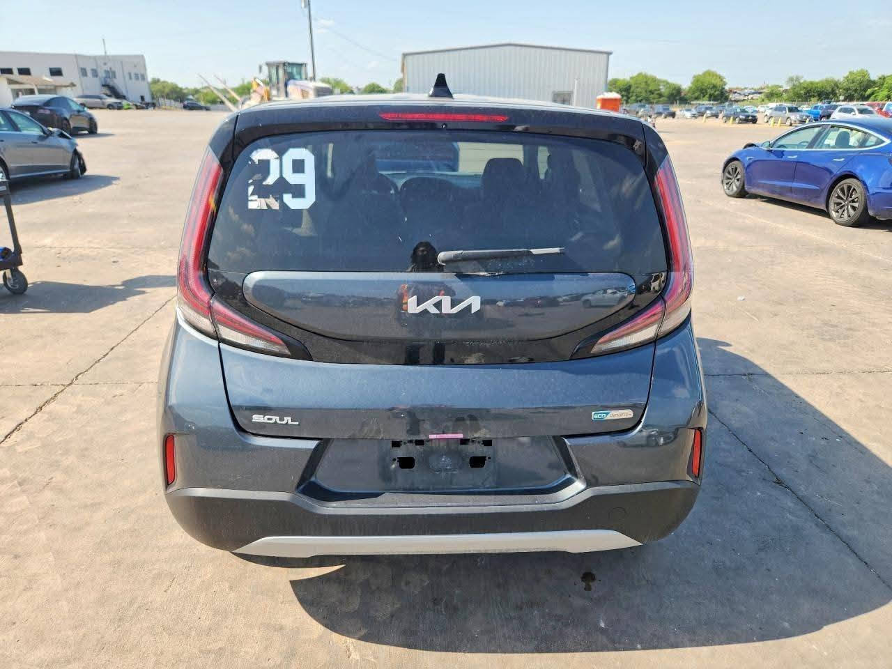 🔴 KIA SOUL EX 2025
🔴 كيا صول EX 2025

🚘🚘🚘🚘🚘🚘🚘🚘🚘
 
فول مواصفات  سياره بعده امريكا 
ابيعه الك واصل للحره السعر 120بيه مجال بسيط 
للاستفسار الاتصال على الرقم *********** الحله
