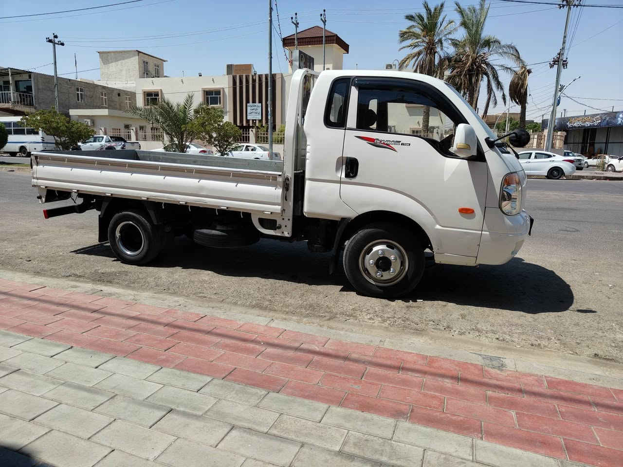 سلام عليكم فحل مديل ٩ سياره كفاله عامه من ضربه شاصي وقواطي كلها كفاله مكينه كير جدد مكينه سبلاين  بلا تبريد 
سياره بيها صبغات جماليه  رقم نجف سعر 120 بيها مجال قليل مكان نجف تحياتي لطيبين  اقره منشور مفادك الوضع اعبره ***********
