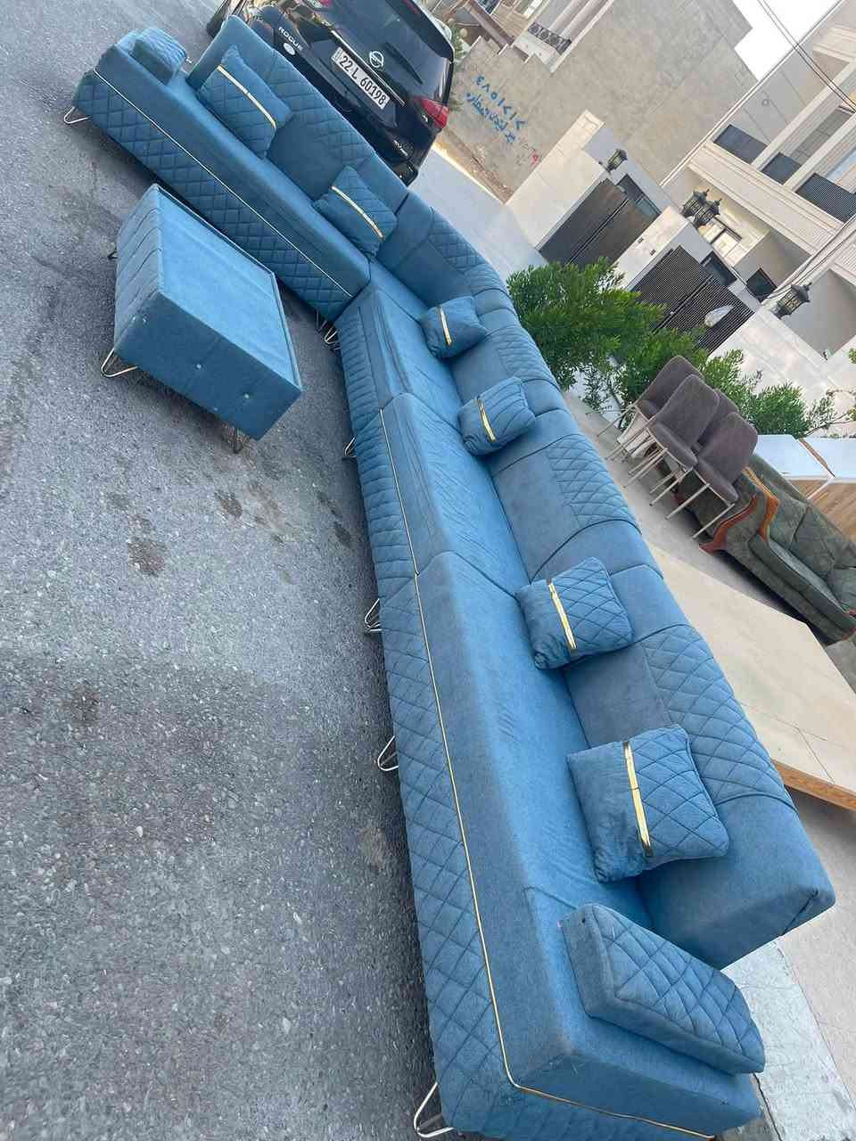 ديوان عشره نفر عيبه موضع بالصوره يحتاج غسل السعر ١٤٠ الف
***********واتس اب
