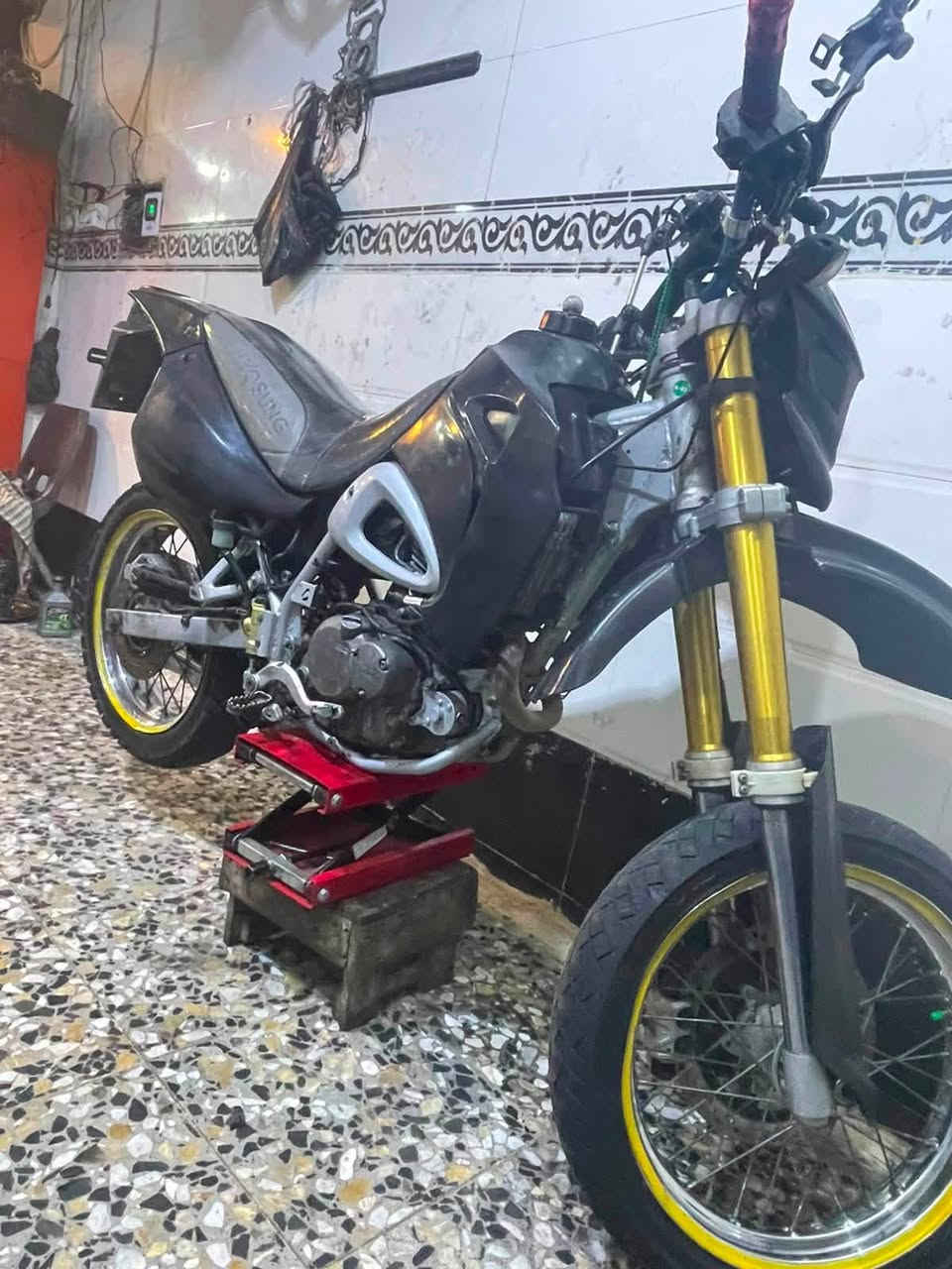قفاز هايسنك للبي مكينه كير كلجات كلها كفاله ماكني بغداد الحريه سعرها مناسب***********
