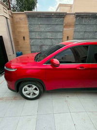 بسعر مناسب وحلو وجديده حيل زيرو 07804033060