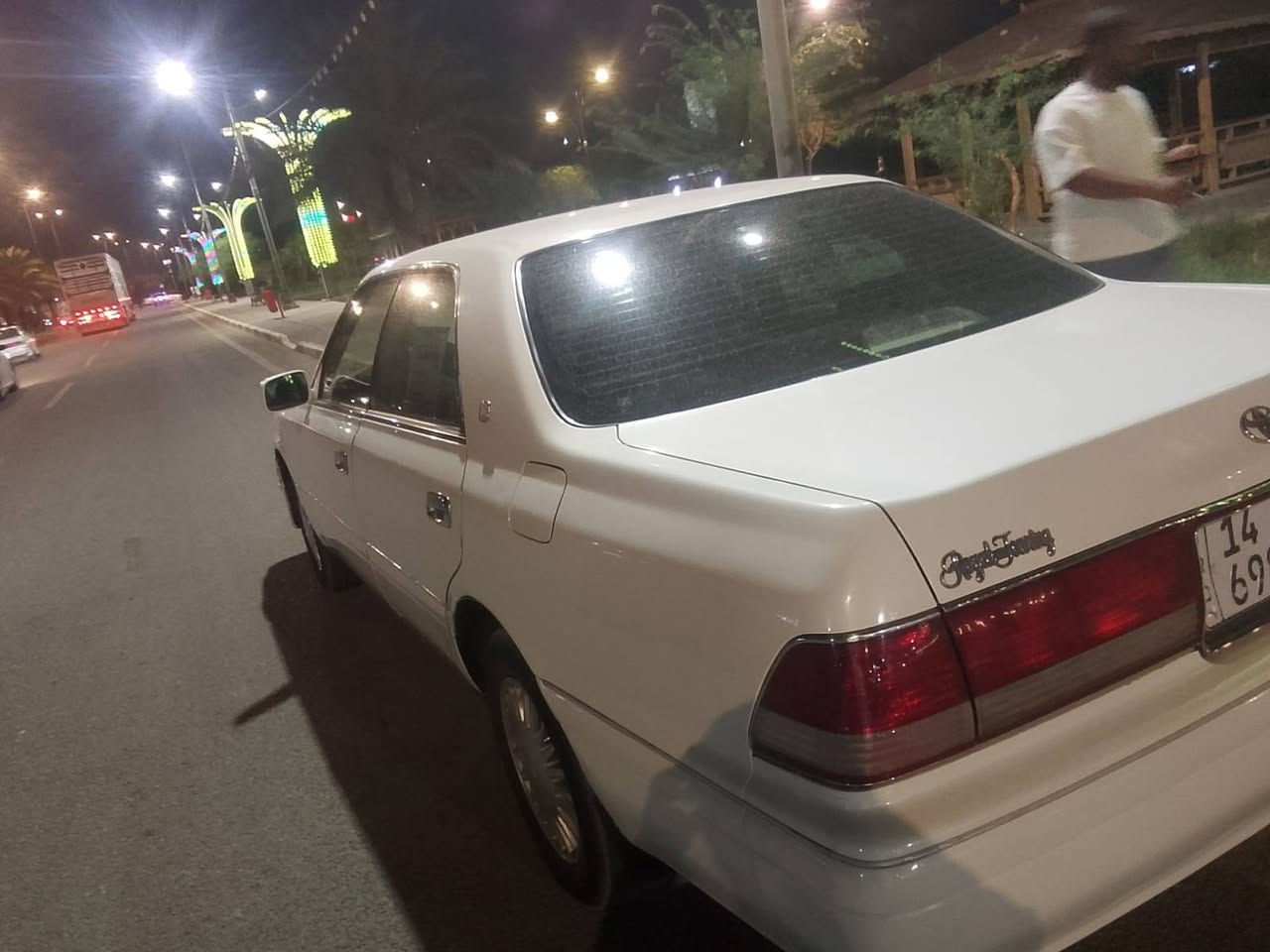 ابيض صدفي • ١٩٩٧ • مكفول ٢٠٣١