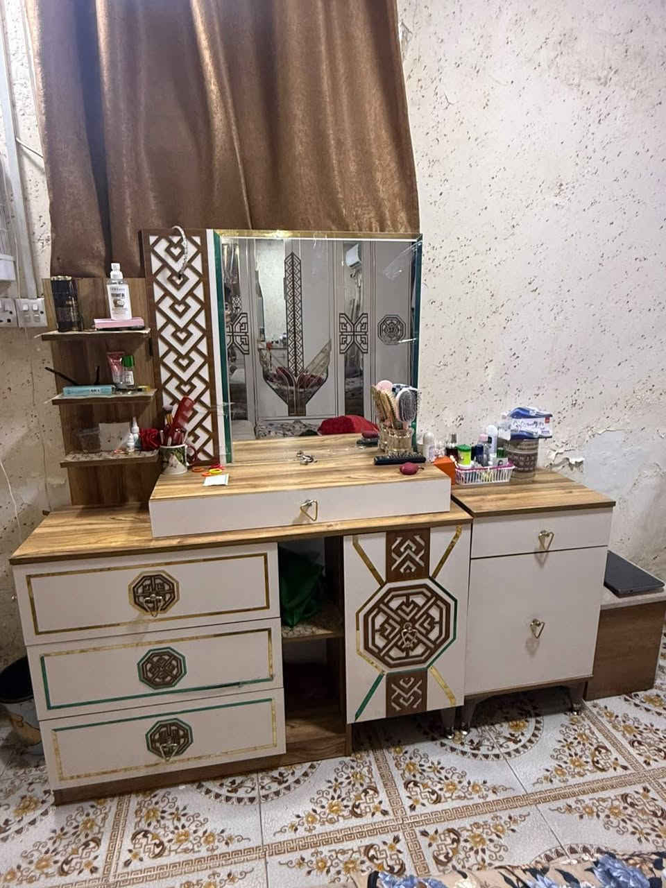 غرفة تركي • ١٠ قطع • الحريه