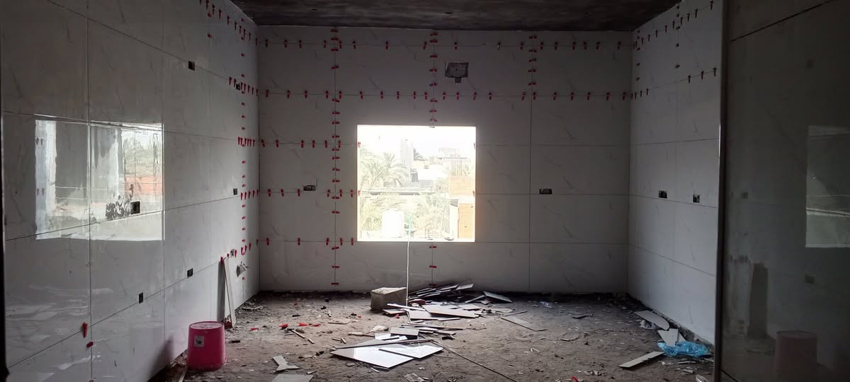كادر سراميك جدران وأرضية درج الواح خبط ومادة متفرغ
***********
