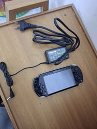 PSP ٢٠٠٠ • مهكر • ٤ ألعاب