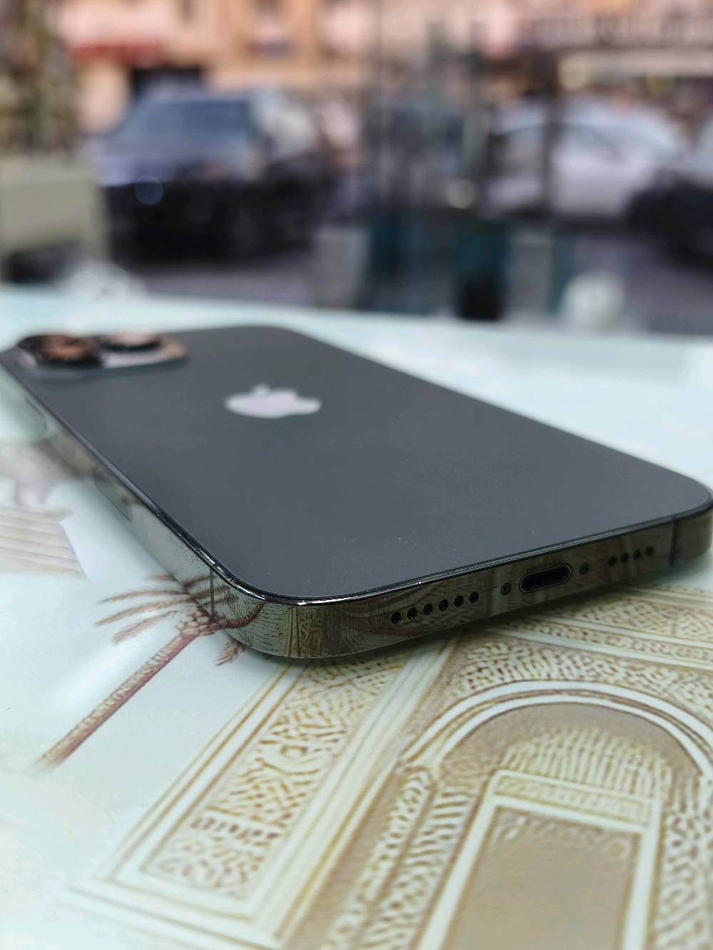 📱 للبيع iPhone 13 Pro Max 🔥

💰 السعر: 480 ألف — وبي مجال بسيط حك الجيه

الجهاز نظافته فول الفول 💯 وحالته كلش حلوة، وكلشي بي شغال ومجرب على الفحص ✅

🔹 ذاكرة 256GB
🔹 دبل سيم
🔹 شاشة أصلية وبلاديه ومكفوله
🔹 اللمس سريع وسلس ⚡
🔹 Face ID شغال ومكفول
🔹 الكامرات كلها شغالة ومكفولة وتصويرها دقة عالية 📸
🔹 السبيكرات والصوت فول الفول 🔊
🔹 الواي فاي ✅
🔹 البلوتوث ✅
🔹 الشبكة والاتصالات مجربة
🔹 الجهاز سريع وسلس وما بي ثقل
🔹 البطارية مبدلة بنوعية ممتازة وحالياً تقره 100%
🔹 الجهاز نظيف جداً من الداخل والخارج

⚠️ ملاحظة: السيم كارت مرات يشتغل ومرات يوكف، ويرادله تصليح بسيط، ولهذا مذكور بالسعر.

📍 المكان: بغداد — حي العامل، قرب شارع المصرف



📞 الشراي يجي 

💰 480 ألف وبي مجال بسيط حك الجيه