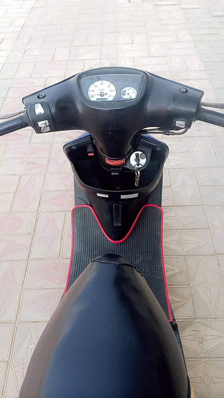 سلام عليكم
دراجه بيجي  البيع 
دراجه 9زروف 
ما مفتوحه   
كهربايات كله شغاله 
و سلف شغال 
وهندر شغال 

دراجه صالهه 
 شهرين من  
طالعه من الحاويه 
وسعر خاص 
المكان الناصريه  مركز 
 هاذه رقمي  ***********
