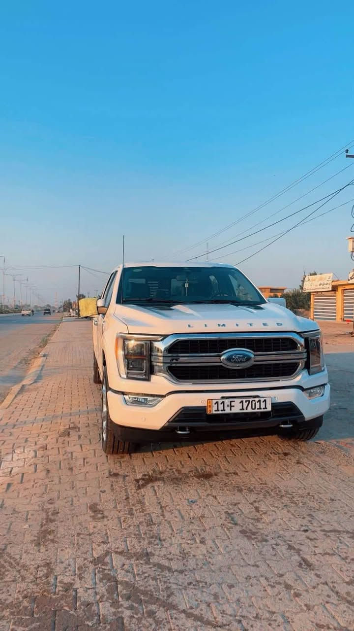 فوردF 150 فئة لمتد تون تربو  هايبرد كهرباء2023
سياره جكات 

فول فول مواصفات 

ماكو فورد بهل مواصفات 

سياره فول مواصفات خاصه 

 ٦ سلندر + تون تربو 

-لون الداخل نيلي + من شركه داخل كاربون فايبر

-بانوراما قطعتان 

-دوسات كهرباء

-كشنات تدفئه وتبريد

-ستيرن تدفئه

-لايت لد وزنون 

-توقف ذاتي ومساعد خروج مسار

-شاحن لاسلكي + تايب سي + منفذ كهرباء 220 فولد 

-شاشه كبيره حجم 12 انج 

-وضعيات قياده متعدده 7 وضعيات

-كير كهرباء قابل لل طي

-رادارات امامي وخلفي وجوانب

-كاميرات ٣٦٠ وكاميرات حفظ الطريق

سبيكرات B&O

-سلام لايت متكيف مع الطريق ( مع حركة السيارة)

-كار بلي وايرليس

-ليدات بالمرايات وبجميع الاضويه الاماميه والخلفيه

-اضاءة ٣٦٠ درجه مع الكاميرات  + اضاءة ترحيب

-مولد كهرباء بالبدي 220 فولد 

-كاميرا مراقبة البدي والطريق

الباب مال بدي كهرباء بالغلق والفتح درج بدي                    

سياره سقف كنتاره 

سياره ماشيه 65 مايل 

للتواصل  ***********

السعر 310$ بيه مجال 

   سياره بسمي  وتحويل مباشر

