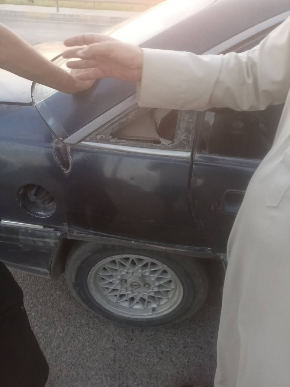 بلاش بلاش 13 ورقة 
اوميكا حجم 20 گير ومحرك شرط 

سعر 13 وبيها مجال

تحويل او وكاله شرط
***********
