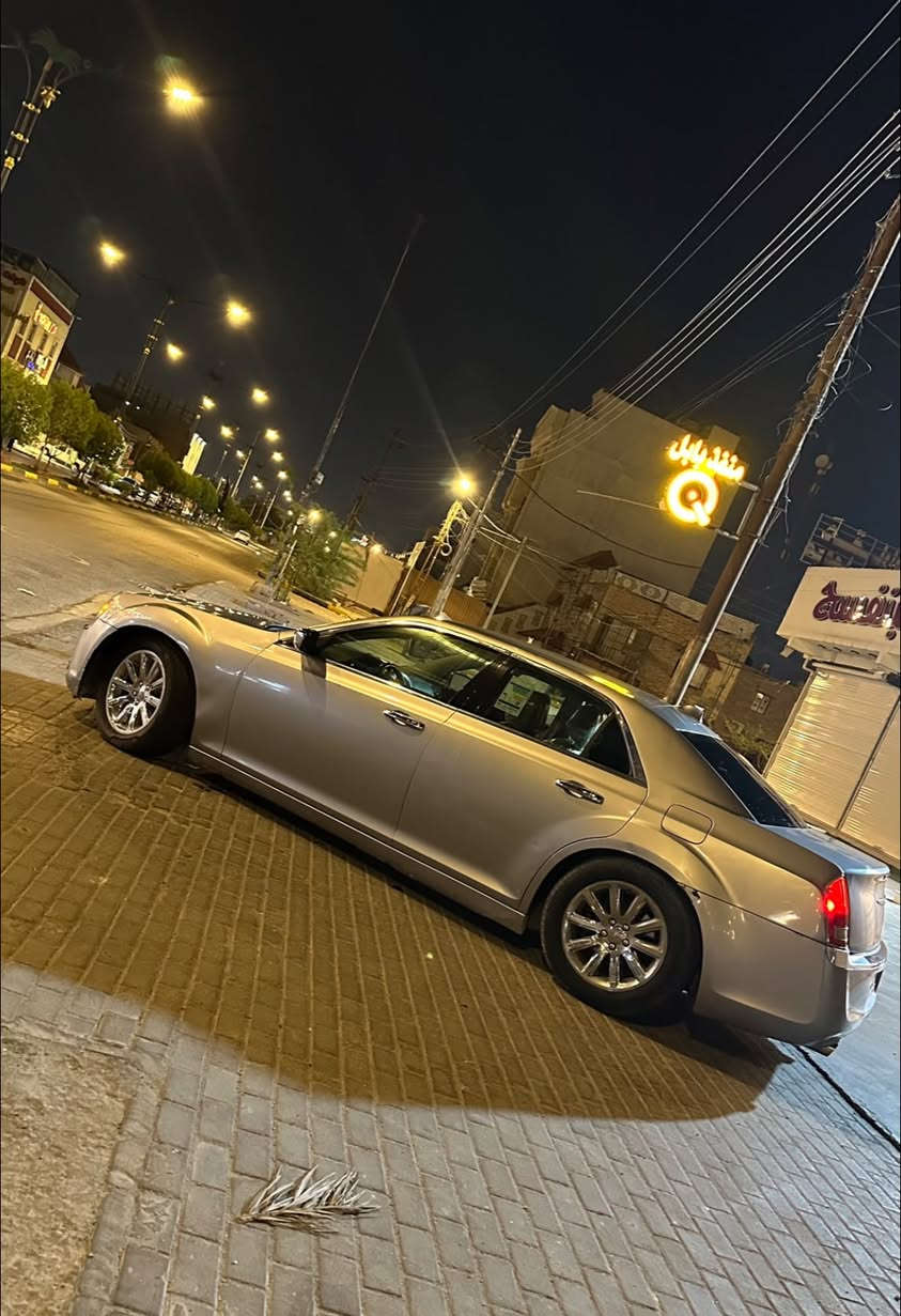 اوباما هيمي ٢٠١٤ كصه جنطه
كصه جنطه متوم شمالي لوحات وسنويه ، السياره جاهزه من كل النواحي ، عليها كزور SPK اذا تريد حسابه وحد واذا تريد بلاديه اسلمك السياره بدبات الوكاله ، مكانها بصره سعرها 37 ورقه ، 
***********
ملاحظه غير متواجد على الفيس بوك اتصل وتدلل
