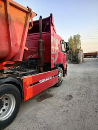 فولفو FM420 • موديل ٢٠٠٥ • جاهزة للعمل