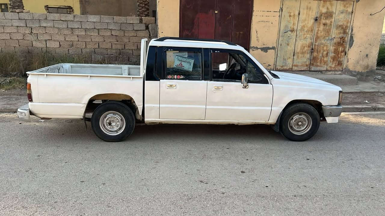 سلام عليكم بيكم مسبوشي مديل ١٩٩٣ رقم بغداد سنويه ٢٩ للبع سعر ٣٧ بي مجال مكان سياره ديالى دلي تصال ***********
