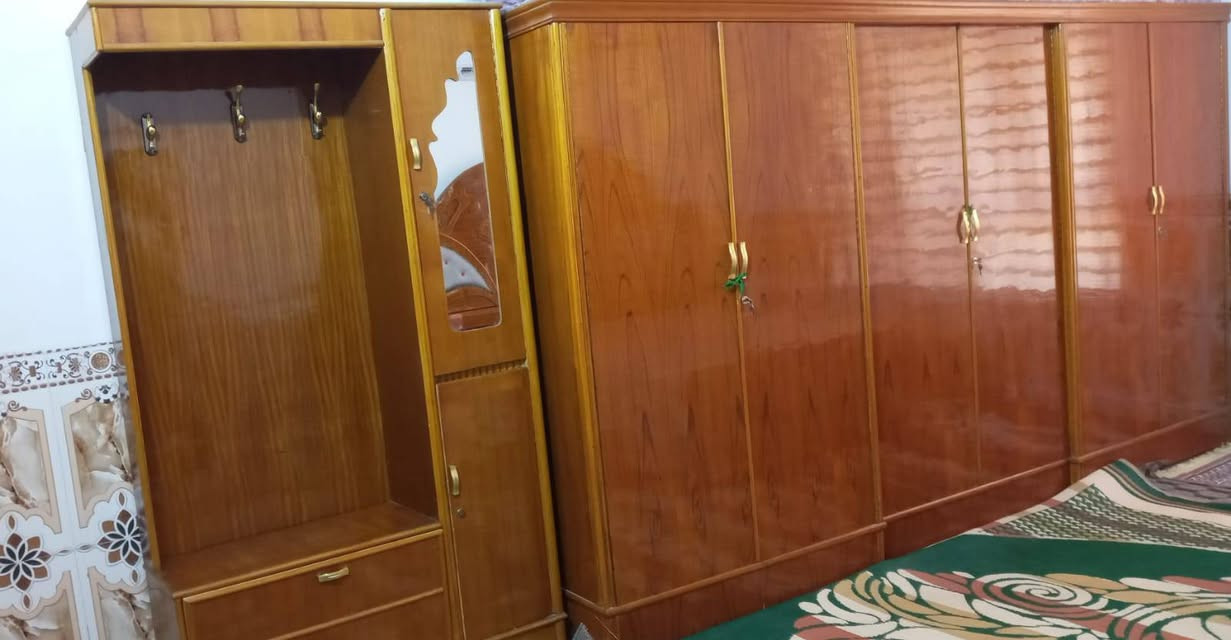 غرفة للبيع 
تسكام نظيفة كلش مثل واضح 
 850 الف عنوان الحسينية الغرفه 
***********
