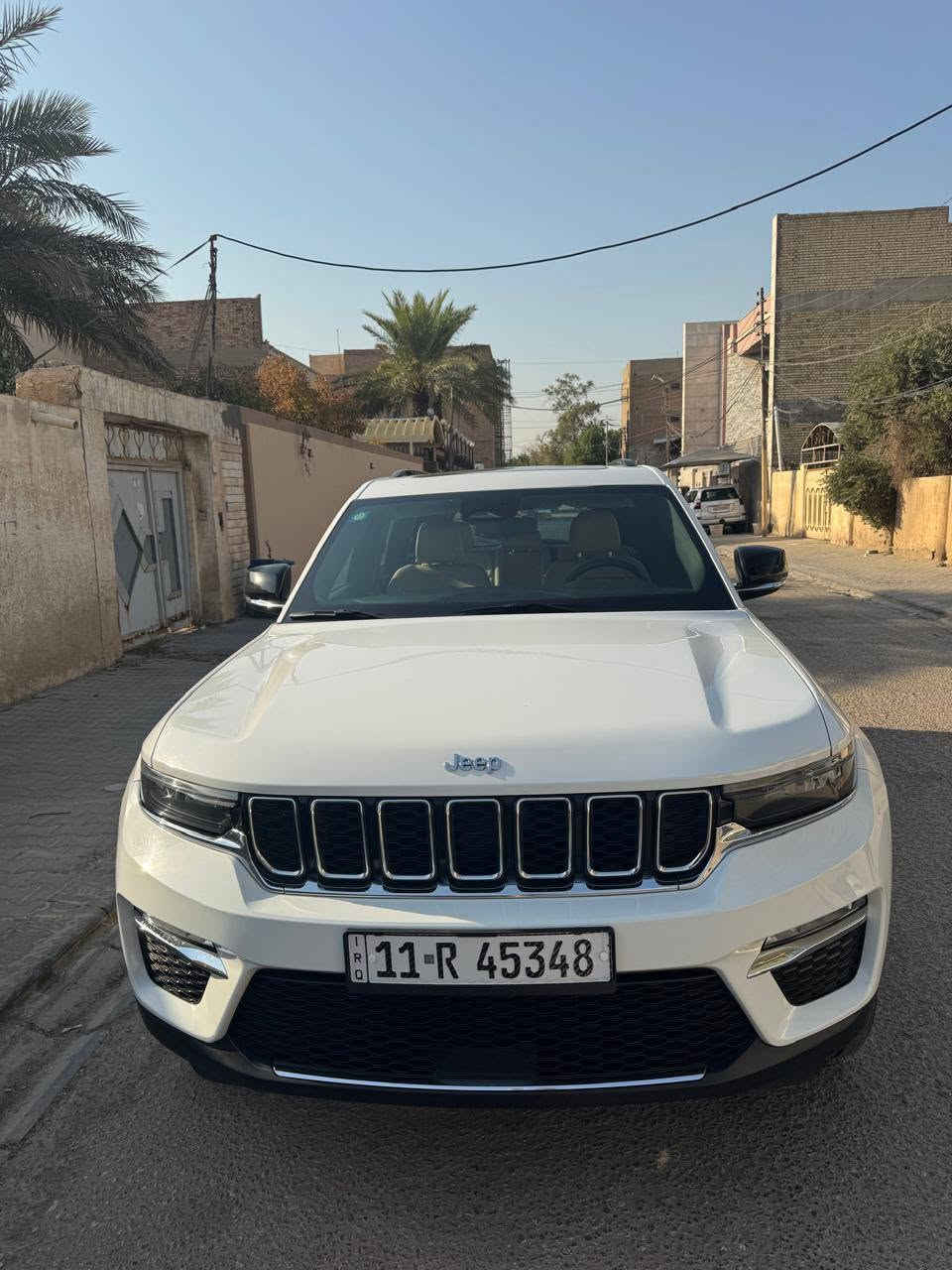 السلام عليكم ورحمة الله وبركاته
تحيه طيبه 
السياره للبيع فقط. 
جيب 2023 گراندشيروكي لمتد
وكاله هارلم
السيارة فول مواصفات مكفوله كفاله عامه من الصبغ والتبديل
السياره ماشيه 74 الف قبل للزياده 
رقم السياره بغداد دولي جديد بسمي
مكان السياره النجف الأشرف
سعر السياره 390 ورقه بيه مجال بسيط
للتواصل ‭***********
