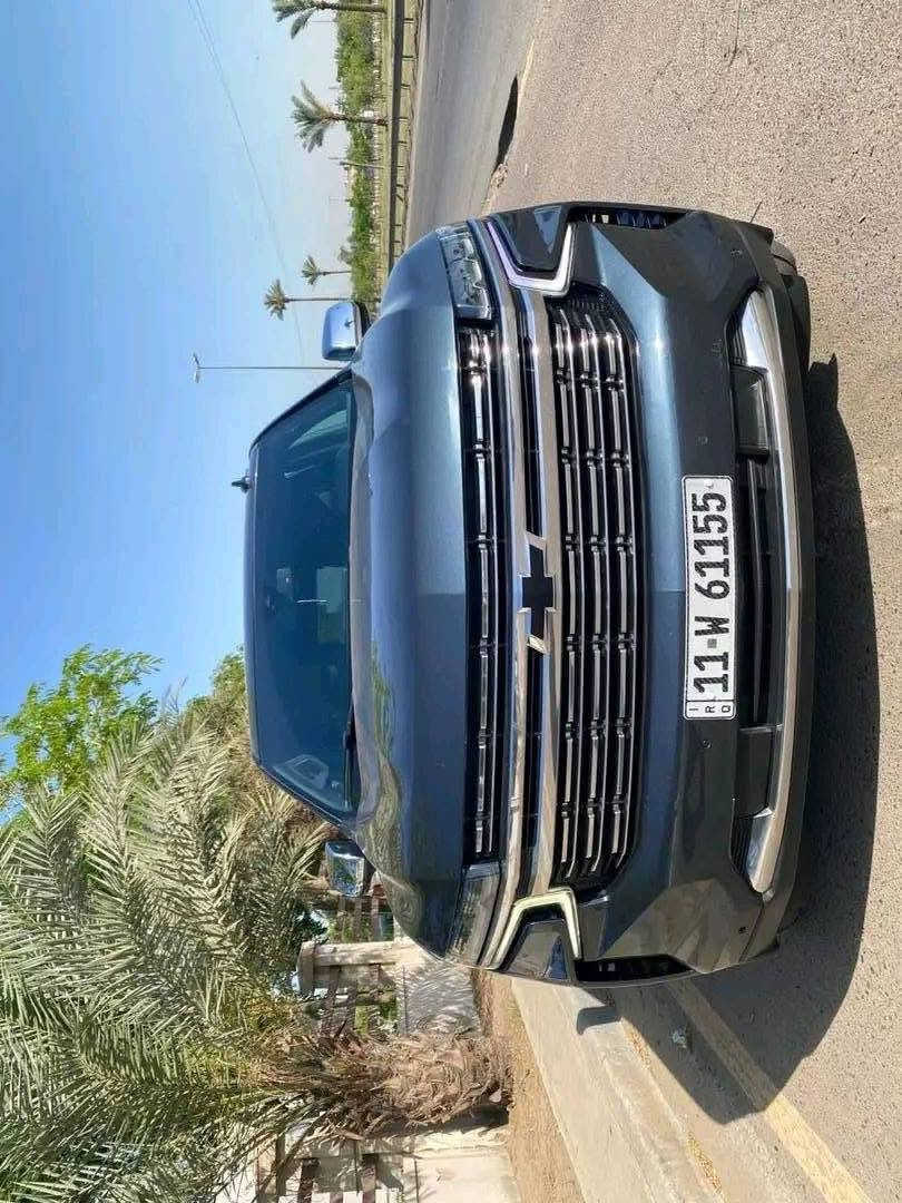 سلام عليكم تاهو للبيع موديل 2021 بريمر السياره بيهه قطعه البنيد فقط صبغ والجاملغات الاماميه سرقه وراجعات نفسهن السياره جديده فول واحد على واحد رقم مميز السعر 365 العنوان بغداد الدوره ***********
