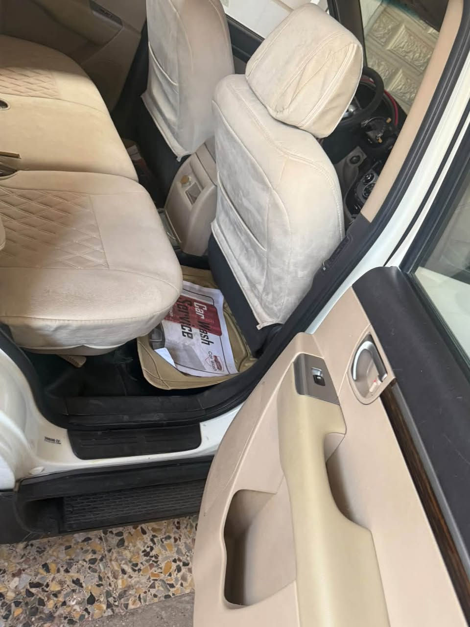 سنتافي موديل ٢٠١٢ وارد خليجي السعوديه ماشيه ١٢٠ الف حقيقي سياره بلاديه و مكفوله كفاله عامه فول مواصفات عده بصمه صدر جديد باتري جديد تخم تاير نص عمر يمشي الحال سياره مال بيت محرك اربعه سلندر ٢٤٠٠ سبعه راكب رقم بغداد اربع ارقام للبيع السعر ١٤٣ و بيها مجال للطيبين رقم تلفوني ***********
