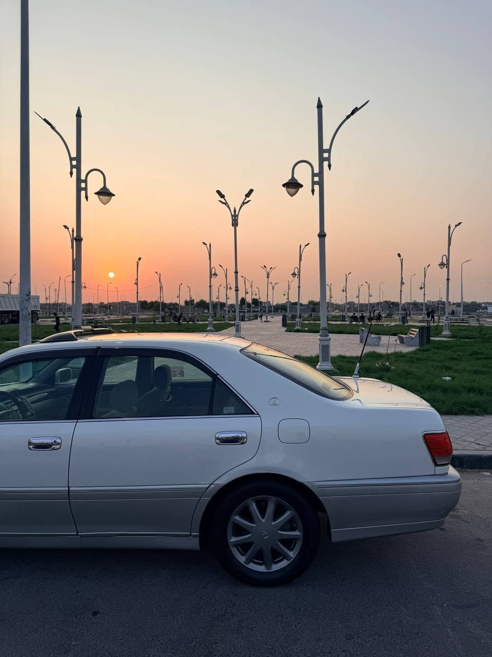 كراون • ٢٠٠٠ • نقل جثه