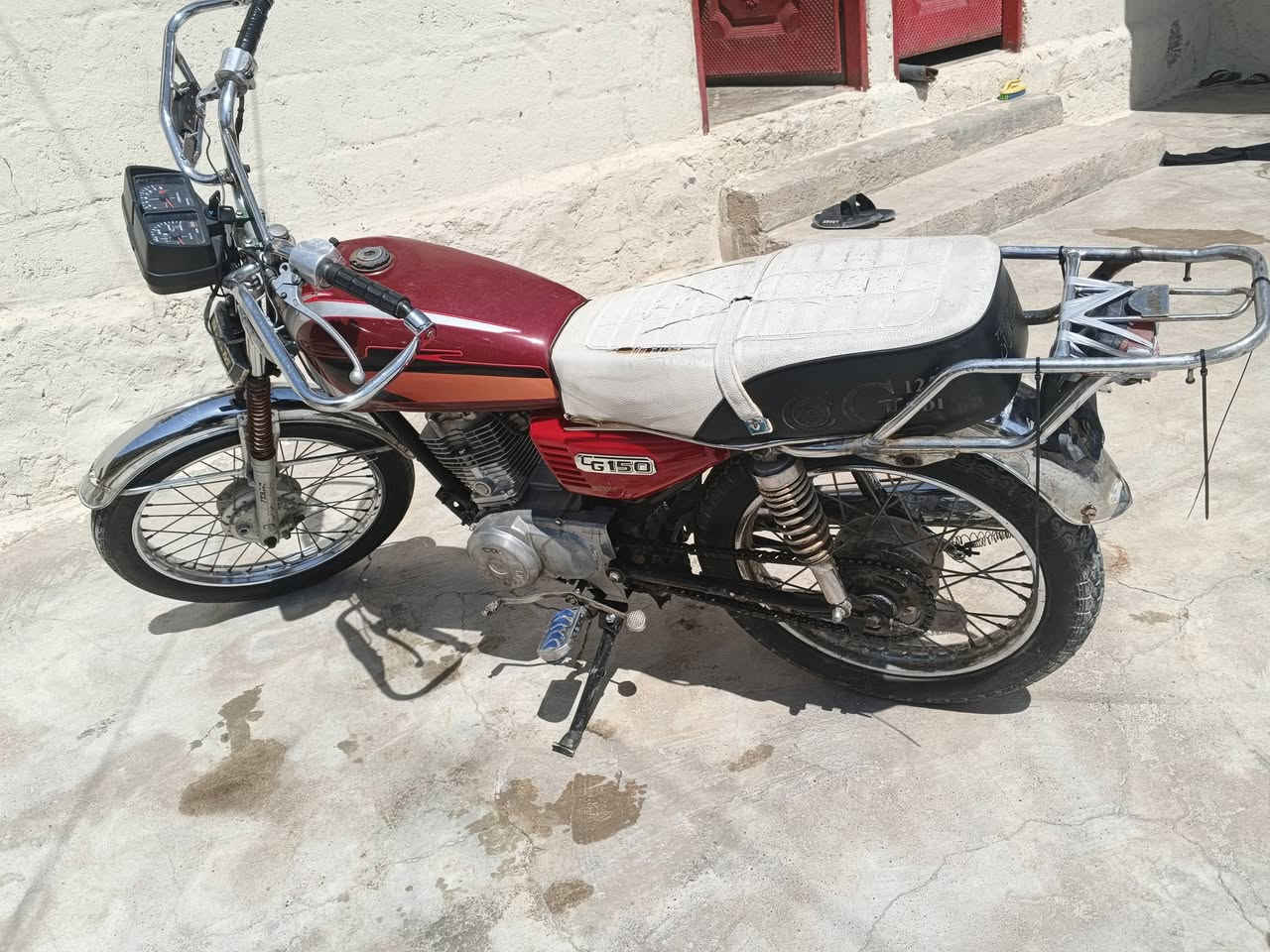 ماطور البيع 4 تسعات السعر 275 وبي مجال شراي انتصل واتساب وهاذا رقمي ***********
