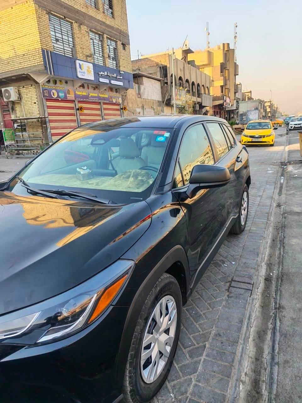 تويوتا كورولا كروس 2023 وارد 

📍 بغداد  (رقم دولي) | 💰 165 ورقة

​🔹 المشي: ٢٥ ألف كم

🔹 المحرك: 2.0L - دفع أمامي - فئة L (اسود )

🔹 المواصفات: رادار أمامي وخلفي، تحديد مسار، مثبت تفاعلي، كاميرا + شاشة، Type-C، سايد بريك Auto Hold.

🔴 الحادث: الجهة الامامي 

​📞 واتساب/اتصال: ***********
