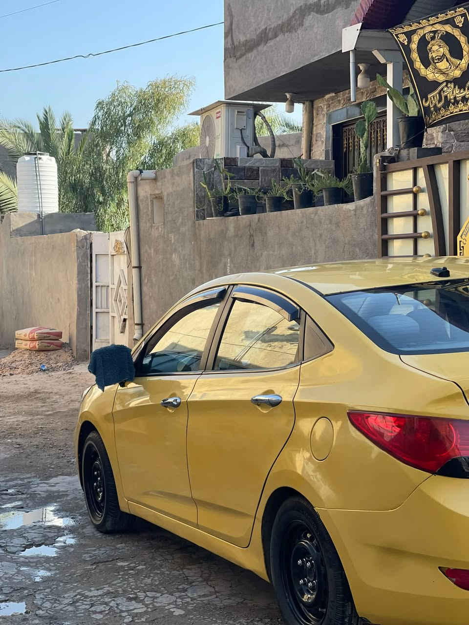 سياره اسكنت موديل 13لبيع وارد امريكي سياره بسمي تحويل ثانيه يوم مشروع وطنيه السعر 83وبيه مجال الرقم ***********مكاني حله
