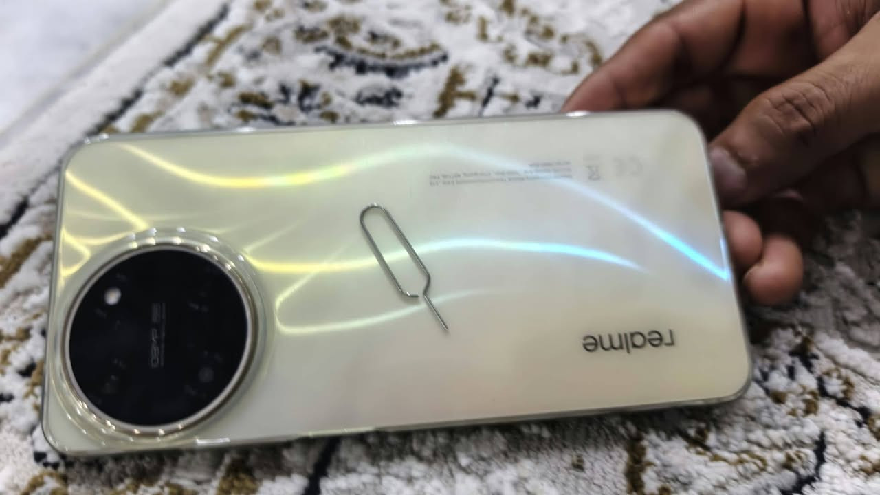 ريلمي 11 اللبيع مكفول ذاكرة 256 عشوائيا 8 بطاريه 5000 مكفول يومين من اخذته
