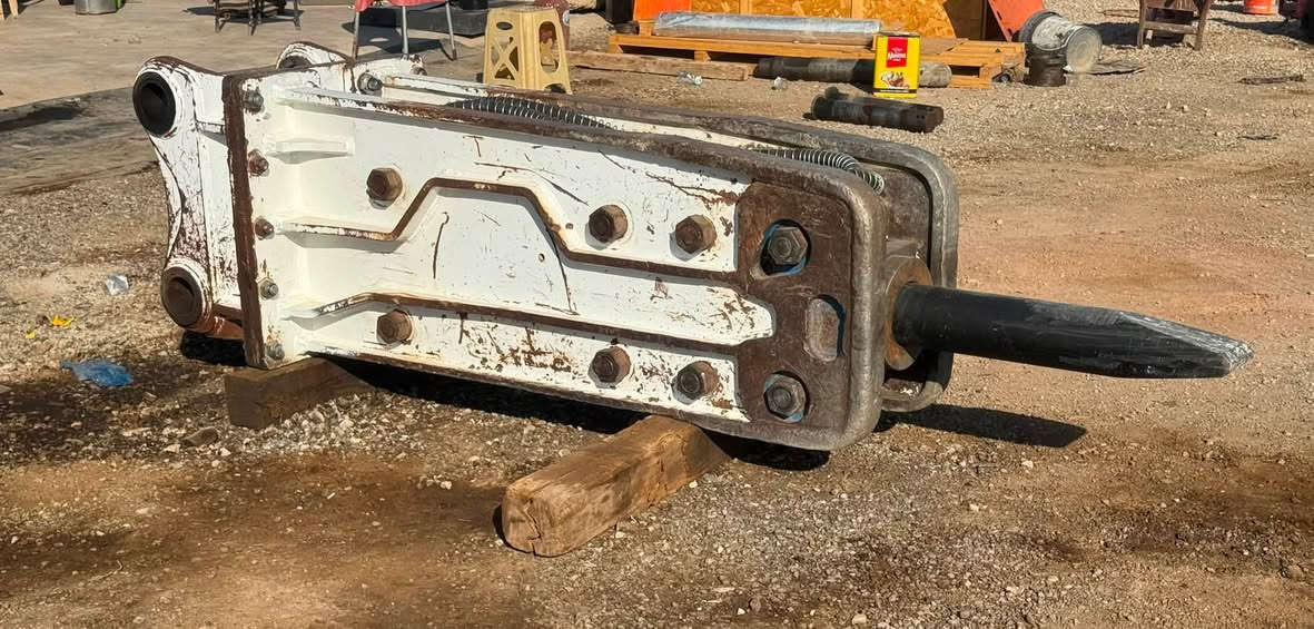 للبيع نقار كؤريKOMAC باب أوةل حجم 2600 مكفولة بل شةرت ***********
***********
