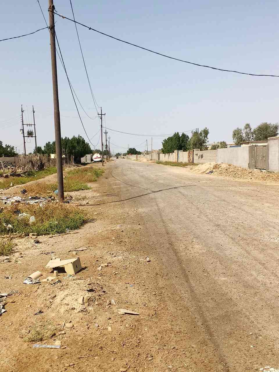 دونم اللبيع في النهروان مقابيل المركز وتنزل بشارع لسبيس مسافه العرض 20 واالنزل 125وشراي بيه خير ويدلل رقم الهاتف,*********** متواجد فيس الشراي يراسلني أو يتصل على هذا لرقم وبي خير ويدلل
