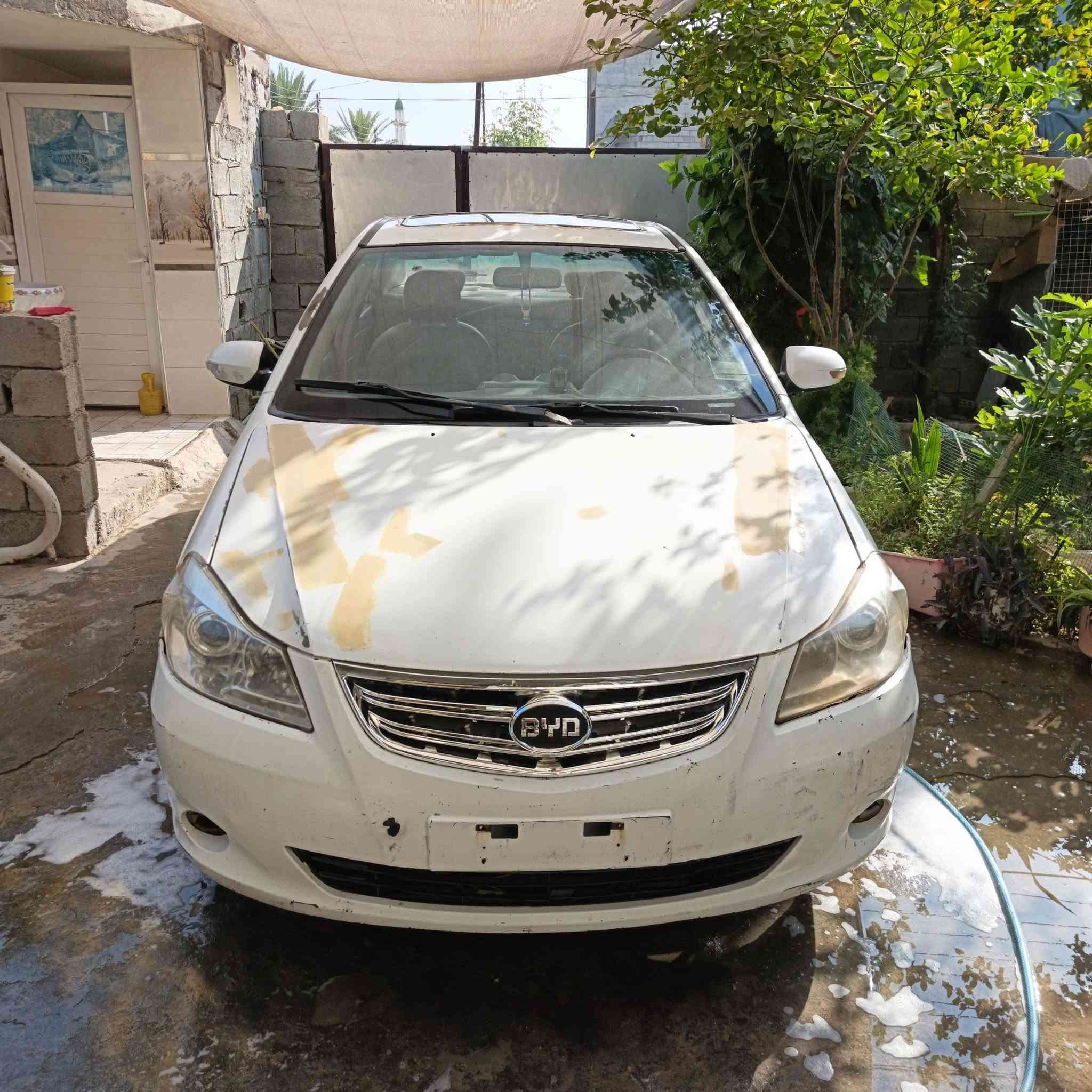 السلام عليكم اخوان BYD جي 3 موديل ٢٠١٤ مزاد وزارة الداخلية تترقم بغداد سيارة كير مكينة خير من الله تبريد  ثلج منظومة جديدة صدرها زين غرفتها نظيفة حيل كهربائيات  شغالة سعرها ٣٣ و بيها مجال 
مكاني/ ديالى/ بعقوبة /قرب تقاطع القدس 
للاستفسار خاص او اتصل عالرقم :*********** و بي واتساب
